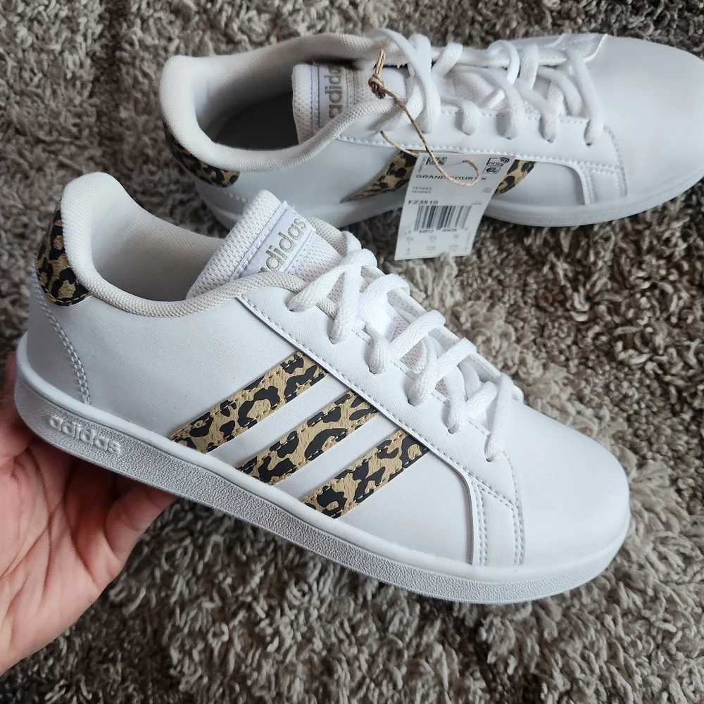 Adidas Kids White Sneakers with Gold Leopard Print - Picture 3 of 4